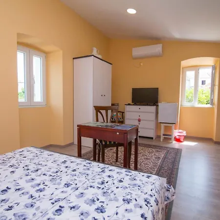 Luisa S2 B Veli Lošinj