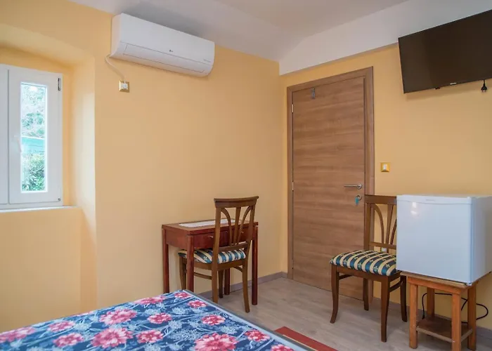 Luisa S2 B بيت ضيافة 3*